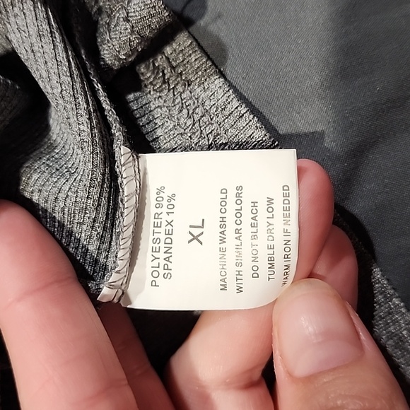 womens tank top! - Picture 2 of 2